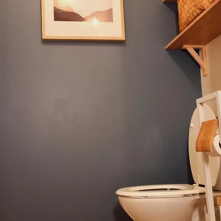 T2 Quartier Mermoz, 2 Places De Parking Privees