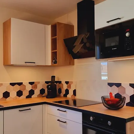 T2 Quartier Mermoz, 2 Places De Parking Privees Lejlighed