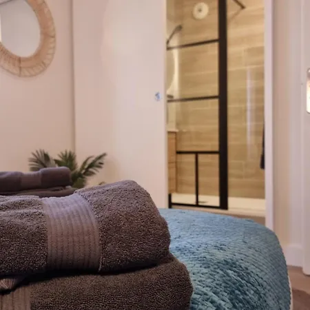 T2 Quartier Mermoz, 2 Places De Parking Privees Pamiers