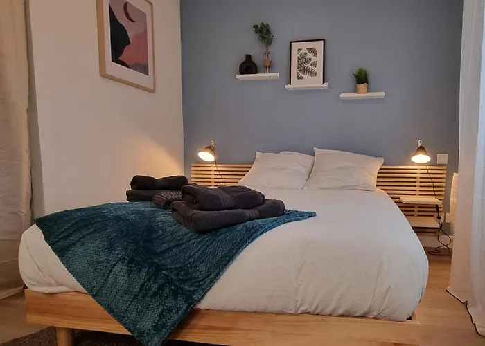 شقة T2 Quartier Mermoz, 2 Places De Parking Privees