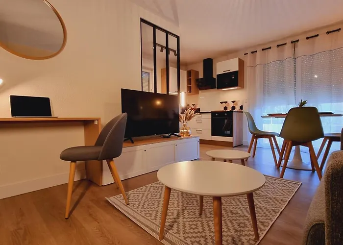 T2 Quartier Mermoz, 2 Places De Parking Privees شقة *