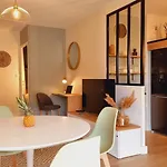 Apartment T2 Quartier Mermoz, 2 Places De Parking Privees Pamiers