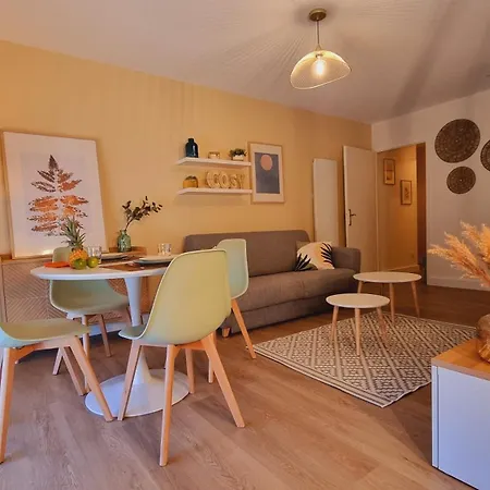 T2 Quartier Mermoz, 2 Places De Parking Privees Apartamento Pamiers